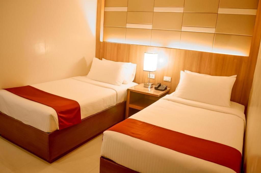 Hotel Veniz - Session Baguio City Ngoại thất bức ảnh