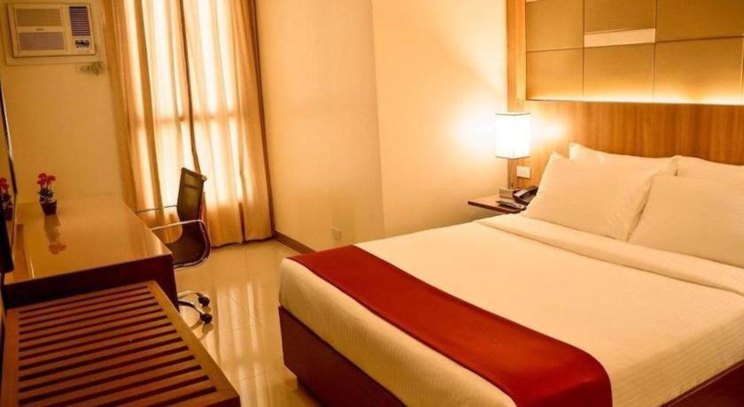 Hotel Veniz - Session Baguio City Ngoại thất bức ảnh